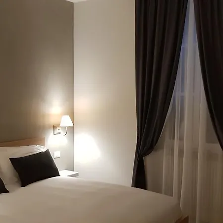 Hotel Bed Milano Linate Exterior foto